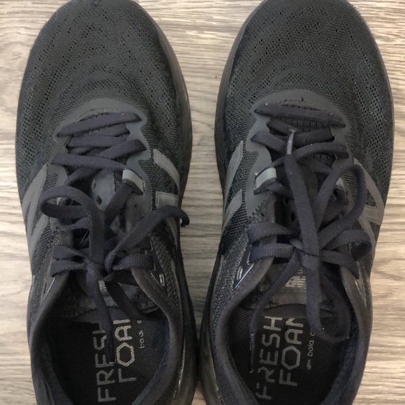 New Balance - Picture 4 of 5